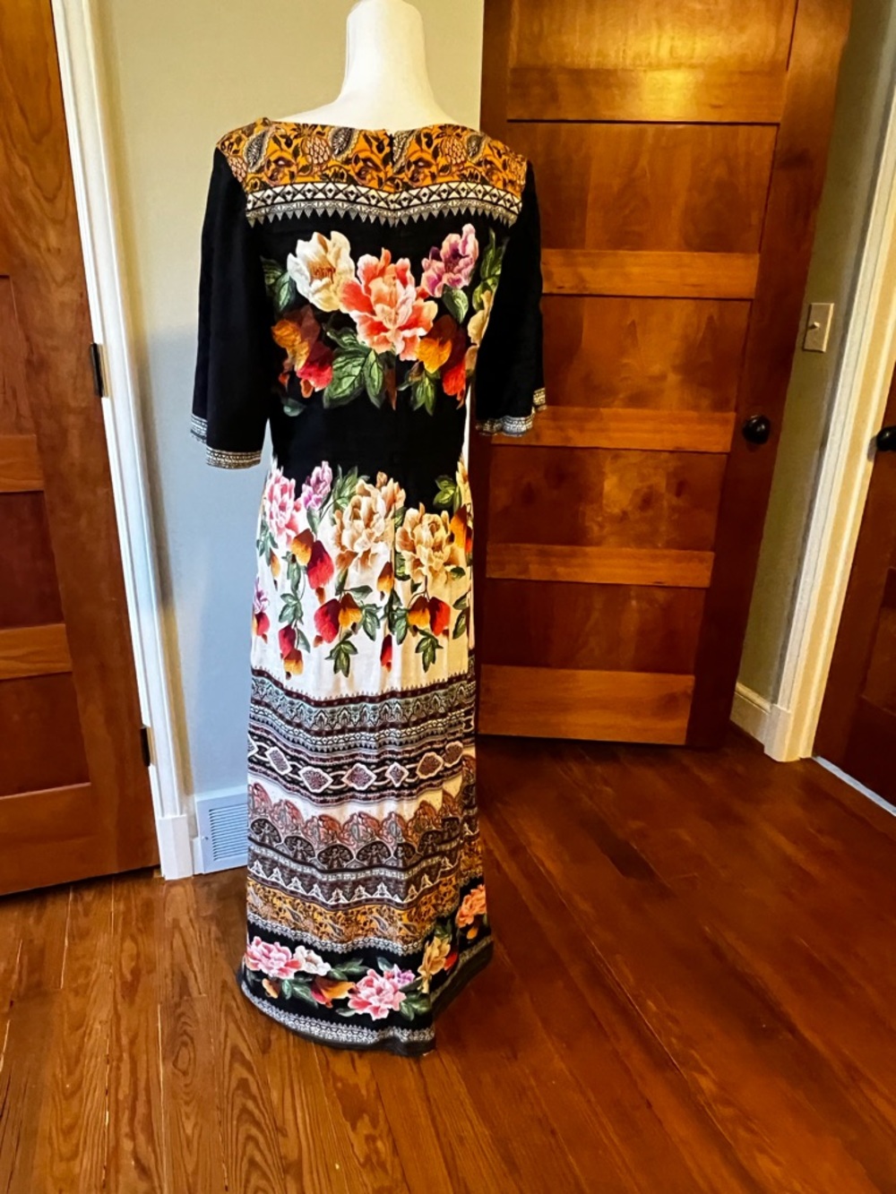 Farm Rio Dress - Picture 5 of 5
